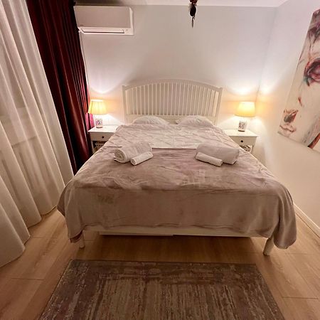 Modern & Cozy 2 Rooms Apartment Бухарест Екстер'єр фото
